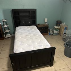 Twin Bed (Like New)