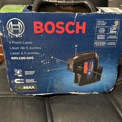 Bosch 125 ft. Green 5-Point Self-Leveling Laser with VisiMax Technology, Integrated MultiPurpose Mount, and Hard Carrying Case