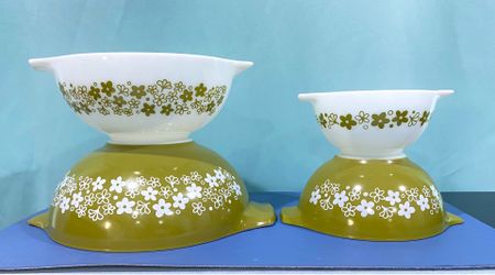 VTG Set (4) Pyrex Crazy Daisy Spring Blossom green Cinderella Nesting Bowls M/NM