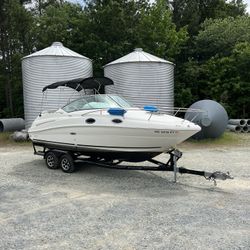 2011 Sea Ray 240 SunDancer