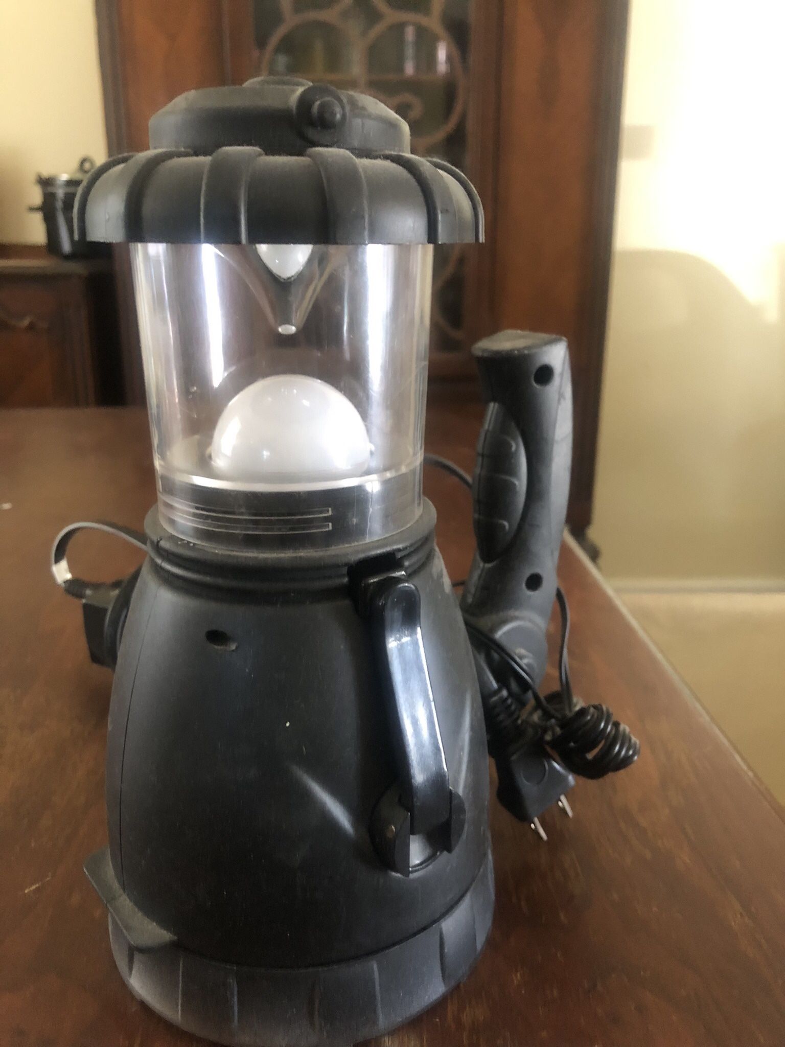Used Windup Lantern/Spotlight