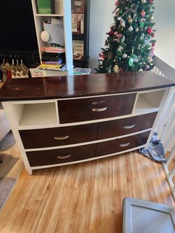 5 Drawer Dresser
