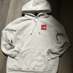 The North Face Red Box Logo Hoodie – White