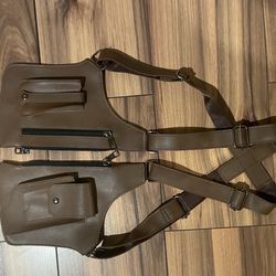 Twin shoulder holster leather holds two plus clips