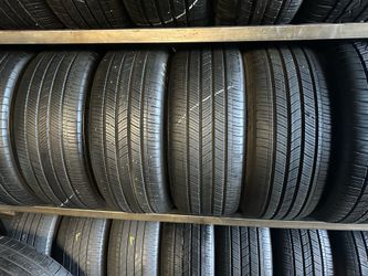 SET OF TIRE 215 50 17 MICHELIN 85% LIFE