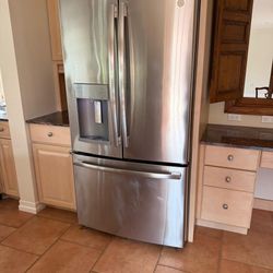 GE General Electric French Door Refrigerator