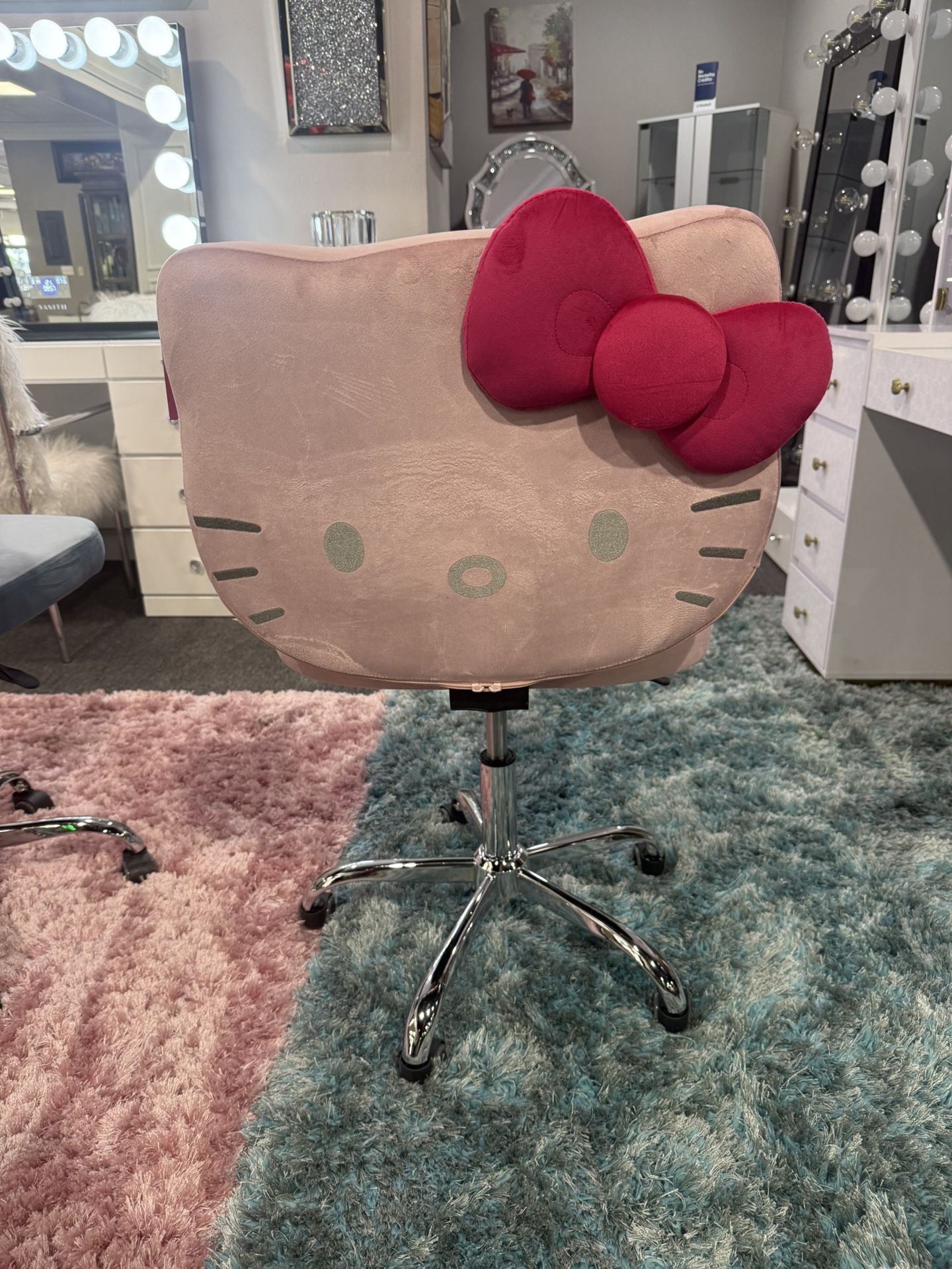 Hello Kitty Chair