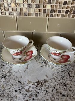 Villeroy & Boch Tea Cup & Saucer Set for Two – Discontinued Line (Rare & Elegant)