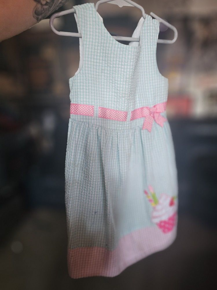 Size 4t Little Girls Cupcake Dress