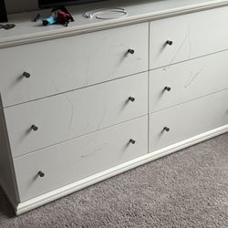 6 Dresser Draw