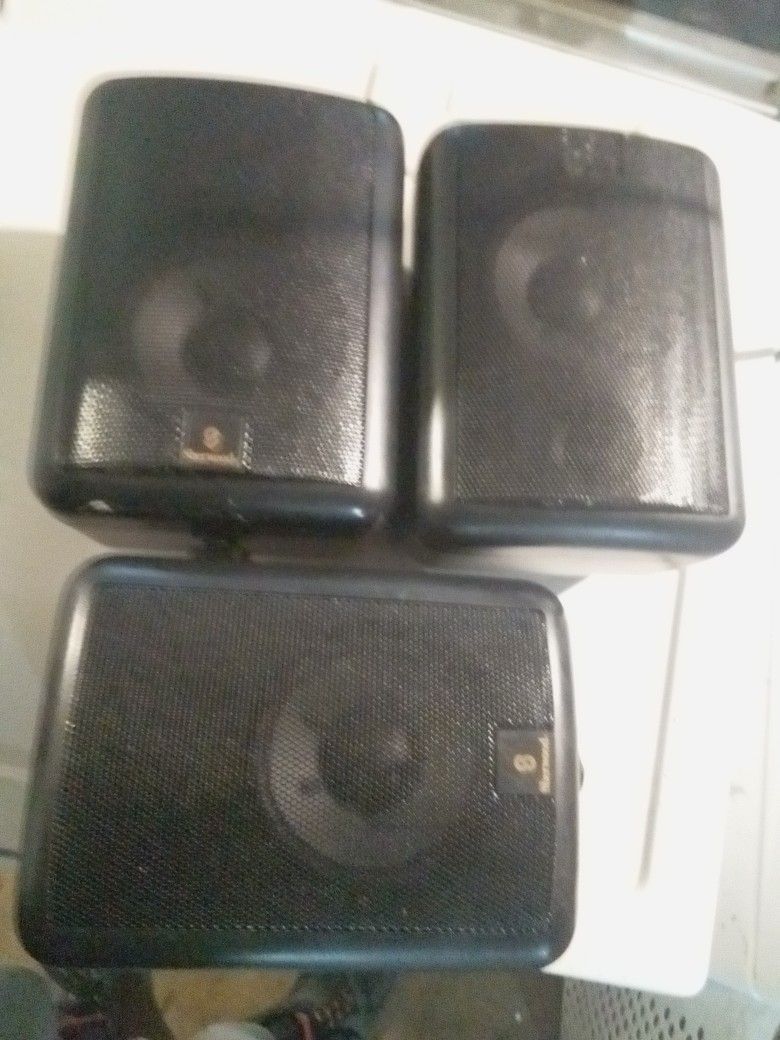 2-Sherwood SP-1636-R Rear Speakers
1-Sherwood SP- 1636 -C Center Speaker.