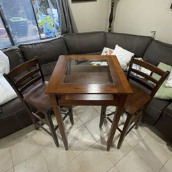 tall table and chairs 