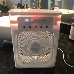 Best Misting Cooler Fan Portable Air Conditioner Large Water Reservoir 600 ml Cooling Lasting 12 Hours