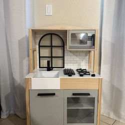 Play Kitchen From Hearth & Hand With Magnolia