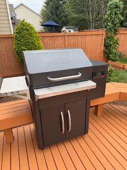 Traeger Wood Pellet Grill