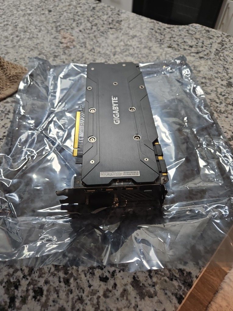 Gigabyte GTX 1070 G1 Gaming 8GB Graphics Card - Great Condition
