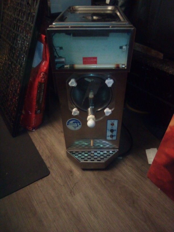 Slushy And Margarita Machine