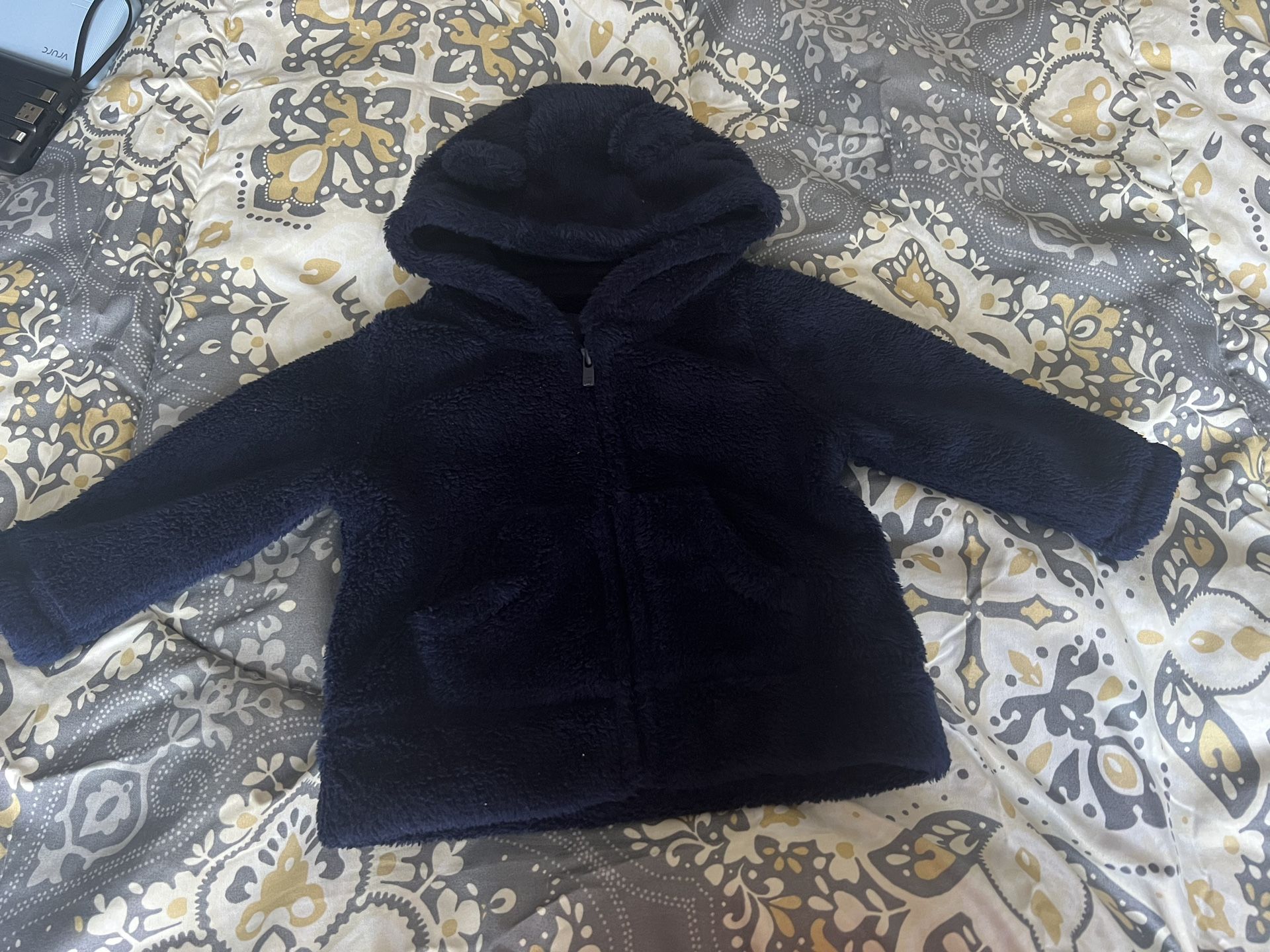 baby GAP hoodie (3-6M)