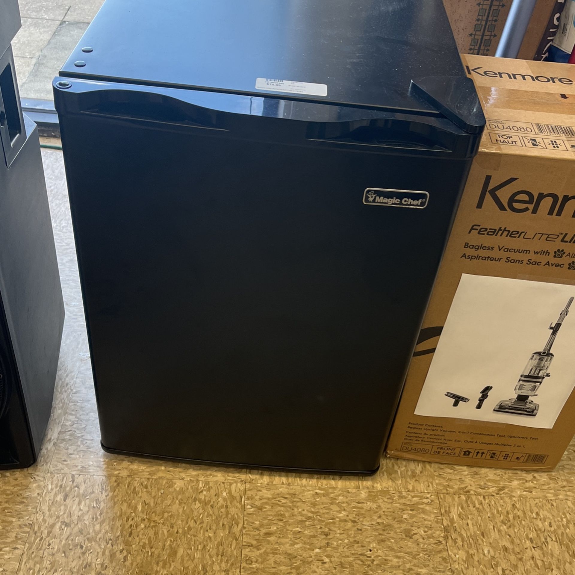 Magic Chef Mini Fridge
