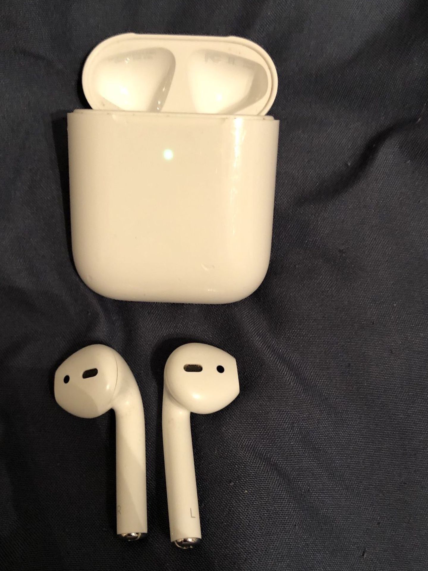 Barely Worn Airpods
