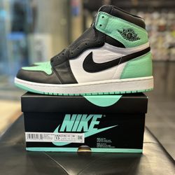 Nike Air Jordan 1 High OG Green Glow Size 13