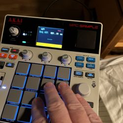 Akai sample 