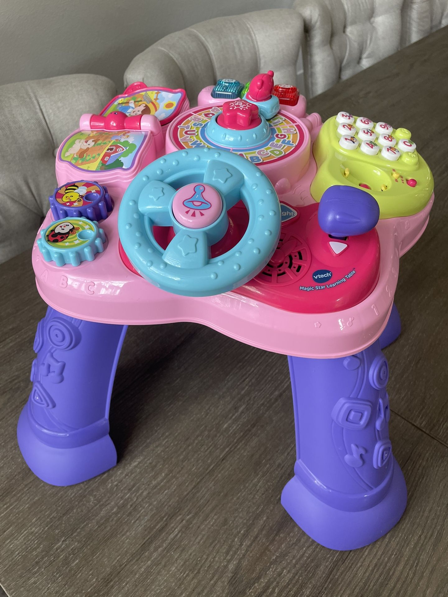 NEW Vtech Magic Star Learning Table