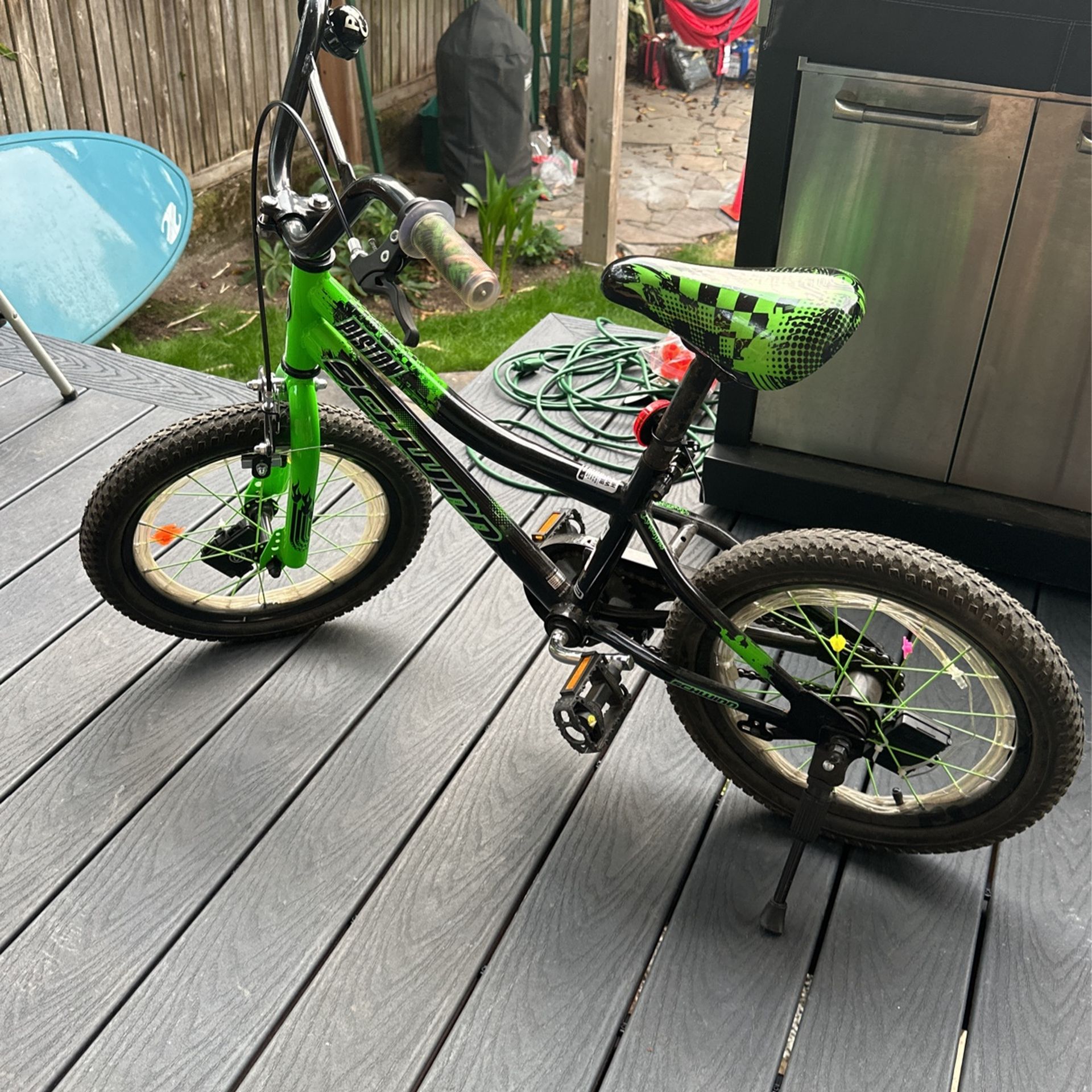 schwinn piston 16 inch bike