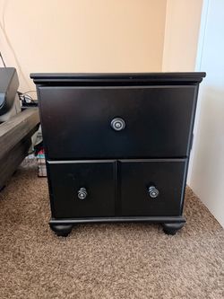 Black 2-Drawer Night Stand