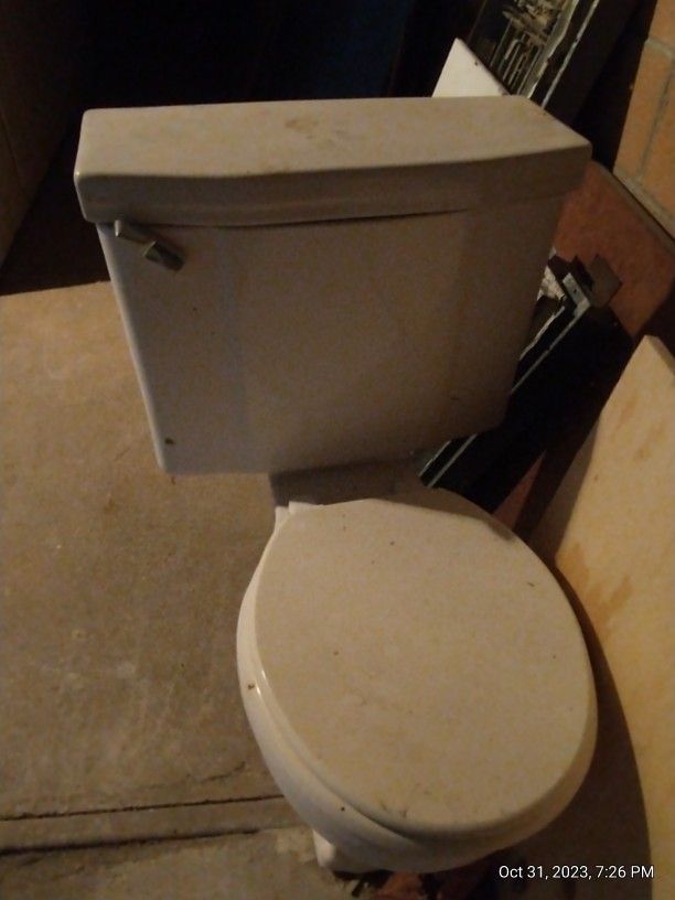 FREE TOILET