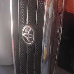 Front Grill Pickup 