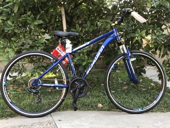 Schwinn 700c hotsell men's trailway bike