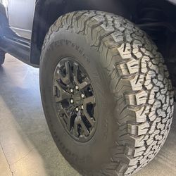 37” 2024 Ford Bronco Raptor OEM Tires – Like New – only 2,500 miles - 5 tires