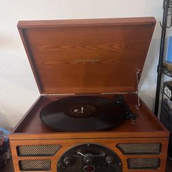 Crosley CR-66 “Rochester” 5-in-1 Stereo Turntable System