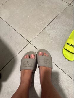 Balenciaga slides women’s size 7-8 but can be for men smaller size