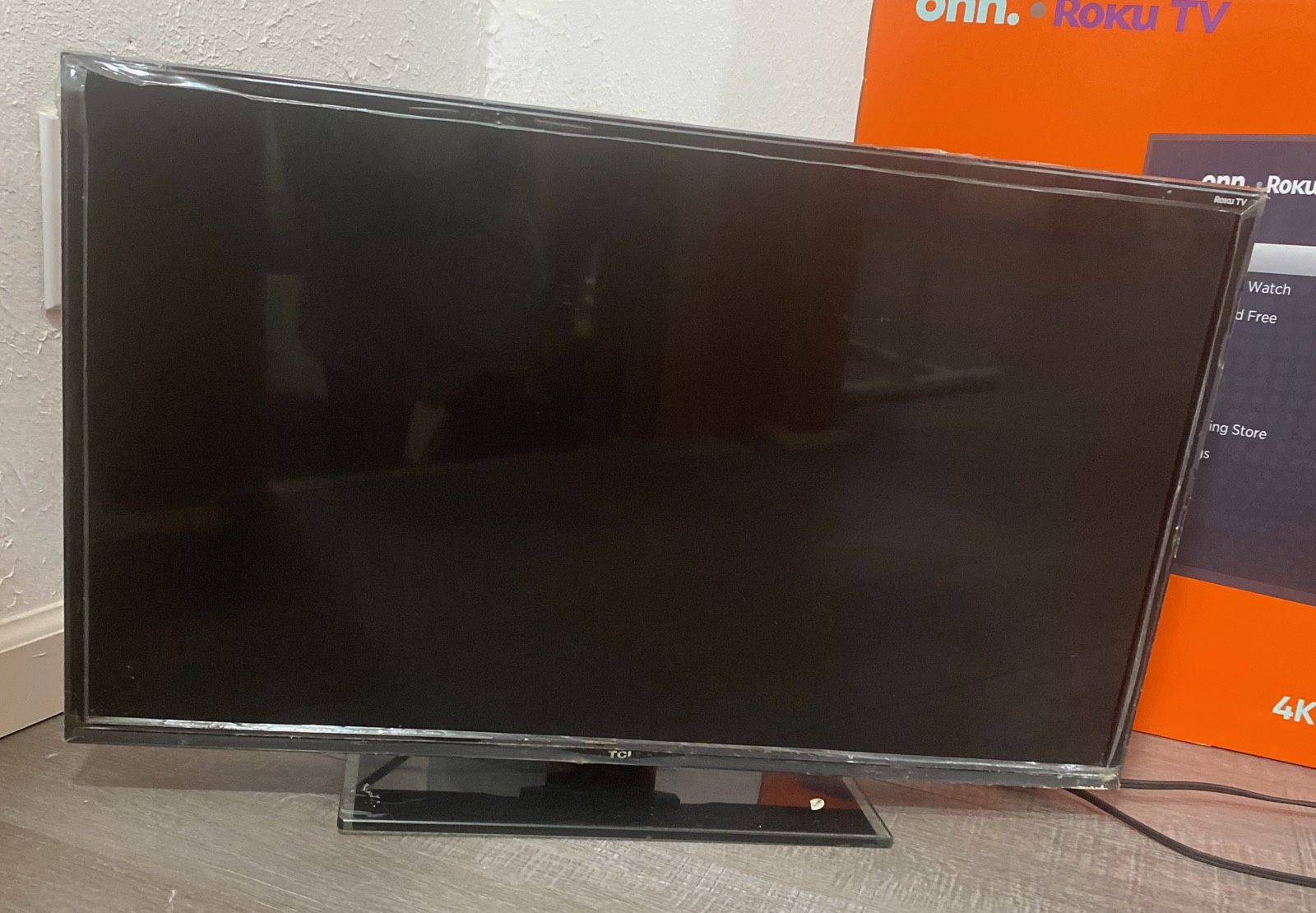 32 inch Roku