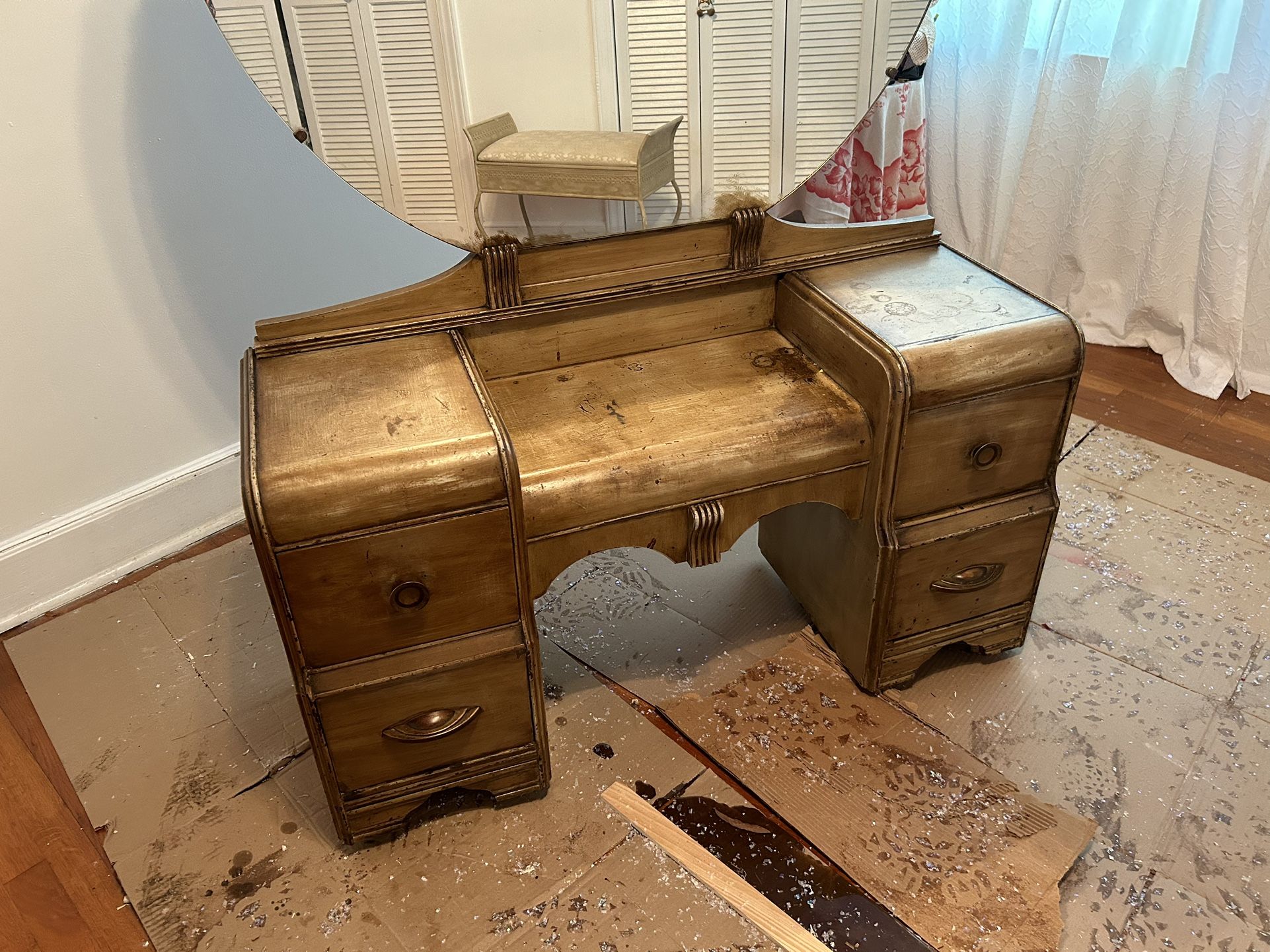 Old Timey Dresser