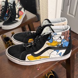 Men’s Rare Disney Vans Hightops Sz 12