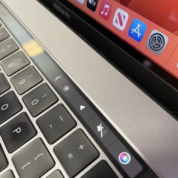 2019 Apple MacBook Pro Touchbar 15.4” Retina i9 2.3 Six Core 4GB GPU 16GB RAM 512GB SSD 