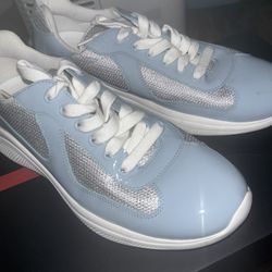 Prada Men Shii Ok es