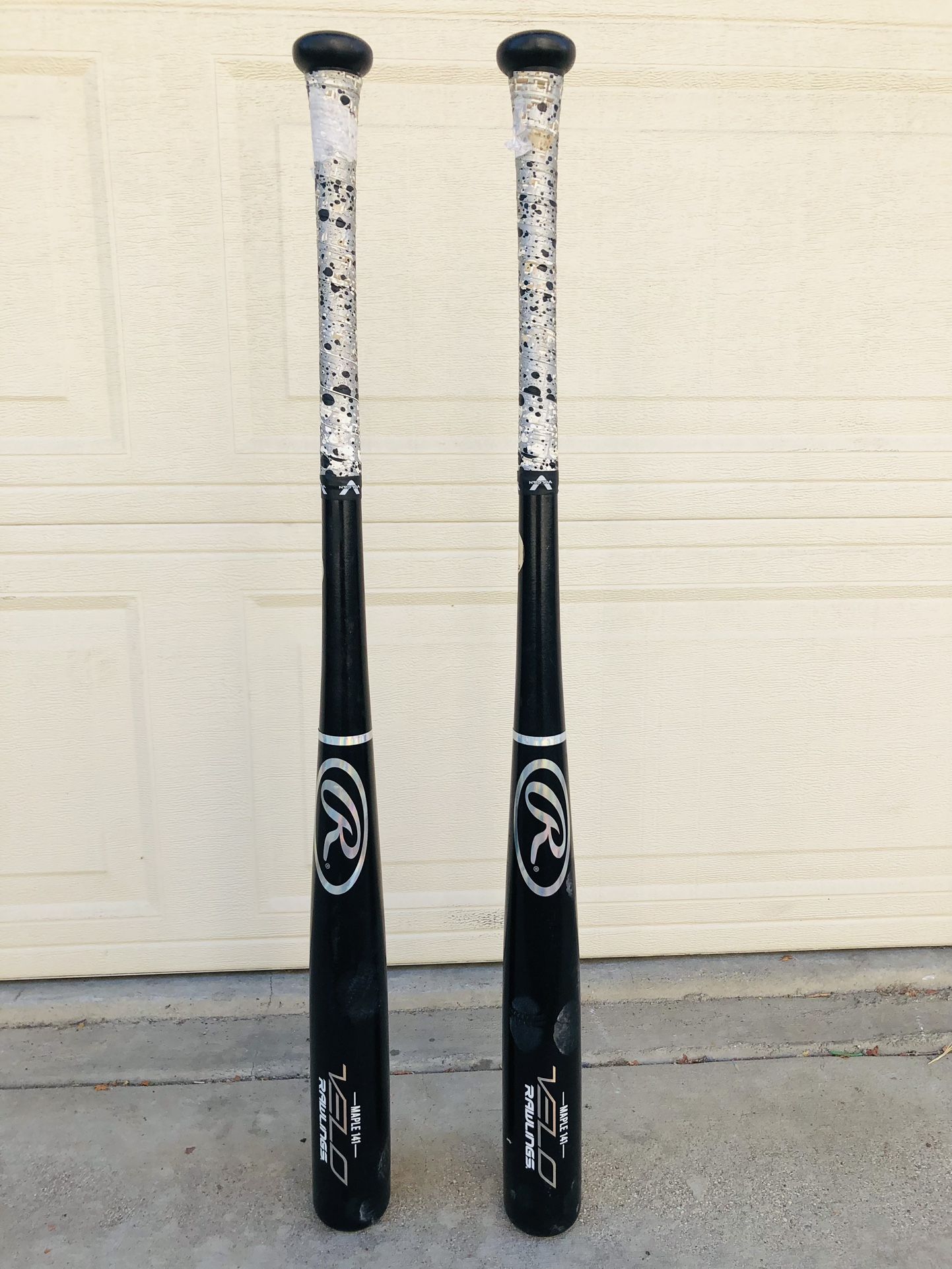 Rawlings Velo 141 Maple Baseball Bat 34” Black