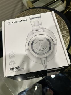 Audio-Technica ATH-M50xWH Professional Studio Monitor Headphones, White