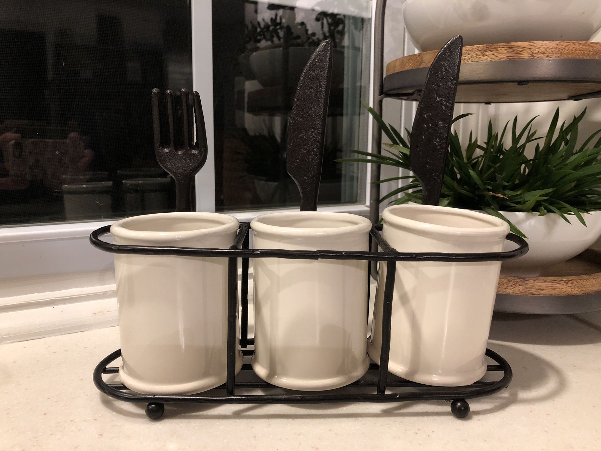 Pottery barn utensil holder