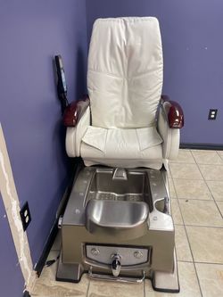 Pedicure massage chair