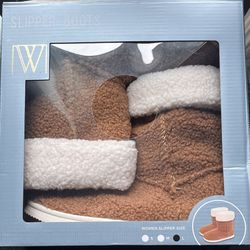 Indoor slipper boots, Large (read description)