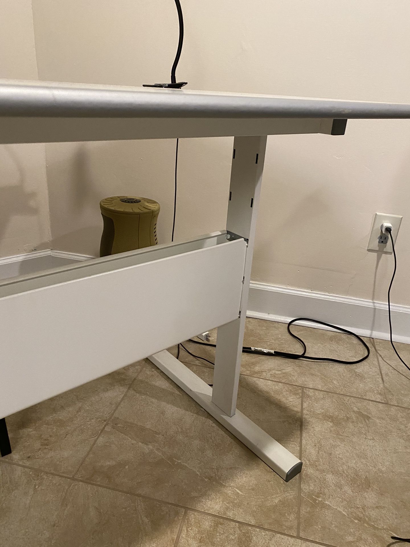 White Desk