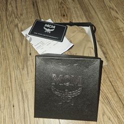 MCM
Men's Claus Reversible Belt