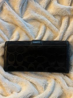 Women’s Coach Wallet 