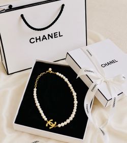 Pearl and Gold CC Necklace