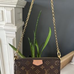 Louis Vuitton Monogram Multi Small Pochette 